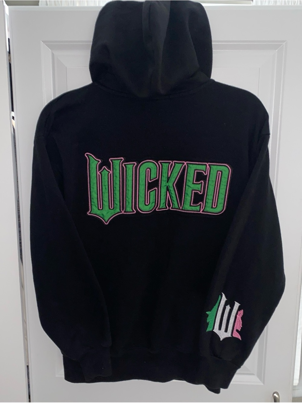 Wicked the Musical Zip Up Hoodie Black Embroidered Logo Small Universal Studios